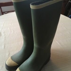 American Eagle Rain Boots.